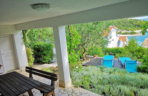 Okrug Donji Apartamento | Luxury apartment with own terrace and sea view