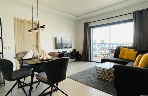 Martil Apartamento | Luxury Apartment with Pool