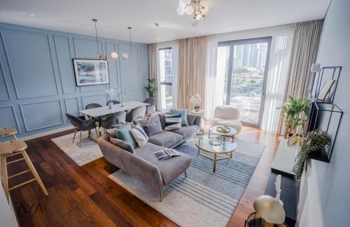 Al Wasl Apartamento | Luxury Apartment with Pool, Patio & Gym in City Walk By ĀYA Boutique