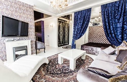 Tsentralny District Apartamento | Luxury Apartment with Private Terrace