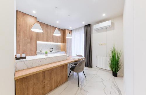 Uzhhorod Apartamento | Luxury Apartments “Bozdosh”