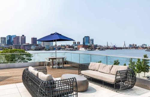 Central-Maverick Square - Paris Street Apartamento | Luxury Apartments by Hyatus Downtown Boston