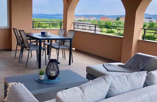 Sukosan Apartamento | Luxury Apartments Garden