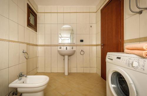 Rafajlovici Apartamento | Luxury Apartments Rafailovichi 1 st of the sea line