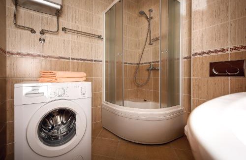 Rafajlovici Apartamento | Luxury Apartments Rafailovichi 1 st of the sea line