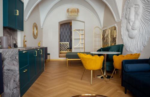 Banska Bystrica Apartamento | Luxury apartments Banská Bystrica on the main square- LUSSO, FRESCO, PURE