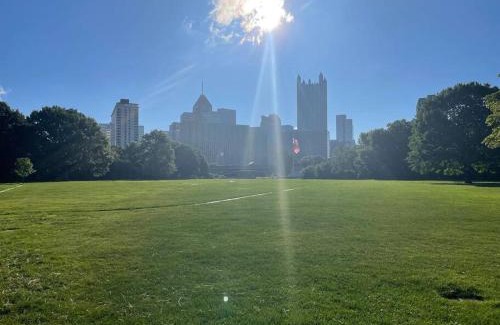 Downtown Pittsburgh Apartamento | Luxury Apt at the Point Easy Access To and From Downtown 24-7 Parking