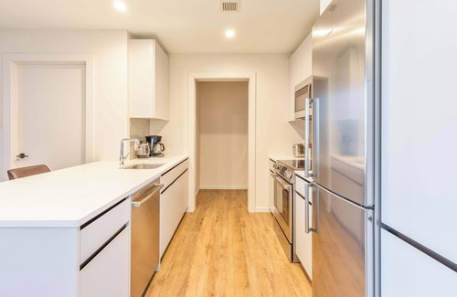 Seaport District Apartamento | Luxury Apt Steps to Shops and Restaurants