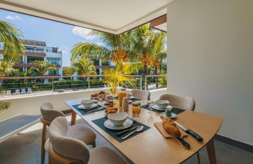Mont Choisy Apartamento | Luxury Apt - Stunning Pool View - Beaches 2 min