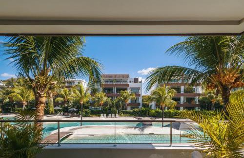 Mont Choisy Apartamento | Luxury Apt - Stunning Pool View - Beaches 2 min