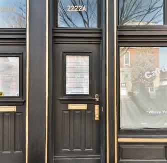 St. Louis Apartamento | Luxury Apt w/Spectrum Mood Lighting - Historic Cherokee Street Antique Row