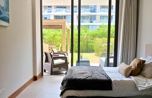 Zona Norte Apartamento | “Lujoso Apto con Piscina, Terraza Privada y Salida a la Playa”