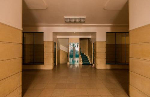 Grenelle Apartamento | Luxury Art Deco Elegant Escape by Eiffel Tower