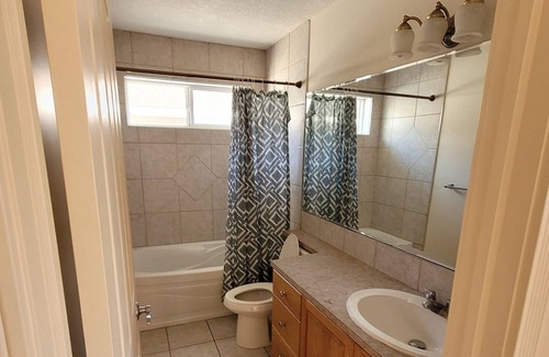 Calgary Casa | Luxury at Tara Vista NE Near Calgary Airport