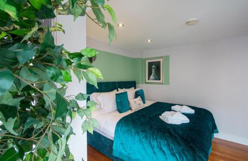 Hove Casa | Luxury at The Brunswick - Free Parking-4 bedrooms