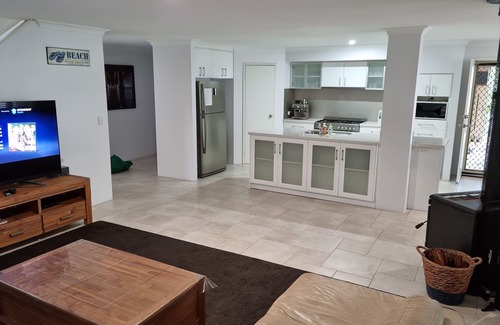 Quindalup Casa | Lujo en The Cove - Paseo a la playa y la ciudad