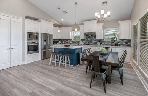 Hackberry Casa | Luxury at the Water