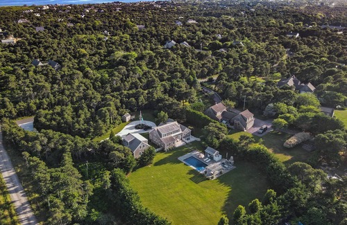 Nantucket Casa | Luxury Awaits at Your Dream Surfside Estate - 8 Bedrooms, Heated Pool, and more!