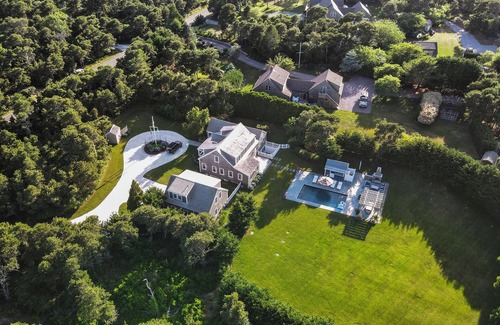 Nantucket Casa | Luxury Awaits at Your Dream Surfside Estate - 8 Bedrooms, Heated Pool, and more!