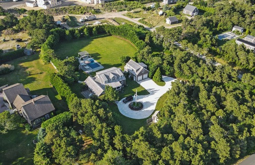Nantucket Casa | Luxury Awaits at Your Dream Surfside Estate - 8 Bedrooms, Heated Pool, and more!