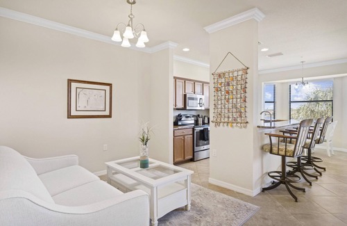 Naples Condominio | Luxury Awaits In Our 2 Bed 2 Bath at Bonita National