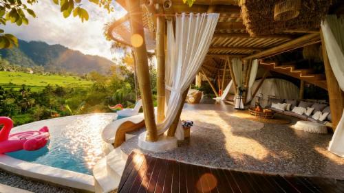 Selat Casa | Luxury Bamboo Villa