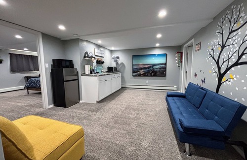 Farmington Casa | Luxury Basement Retreat: Private Suite, Dolby Theater, Quiet Cul-de-Sac Location