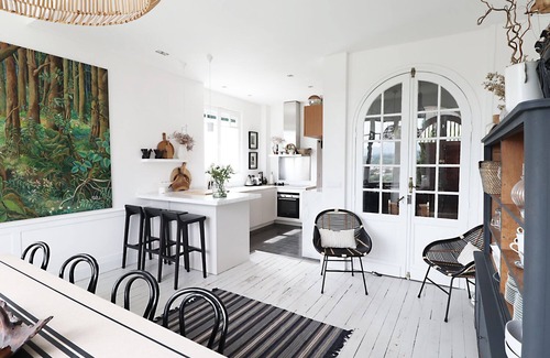 Ciboure Apartamento | Apartamento vasco de lujo - orientado al sur con terraza, jardín y zona de barbacoa.