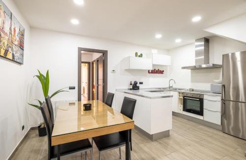 Premià de Mar Apartamento | Luxury Beach Apartment, next to the sea