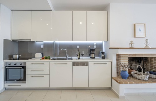 Kiveri Apartamento | Apartamento de lujo en la playa, balcón con vistas al mar, cerca de Nafplio, Micenas, Epidauro
