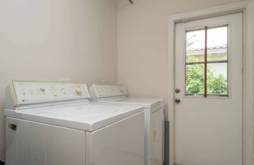 South Lake Casa | CASA DE PLAYA DE LUJO ~ ENORMES 2HAB / 2BTH * OFERTA ESPECIAL *
