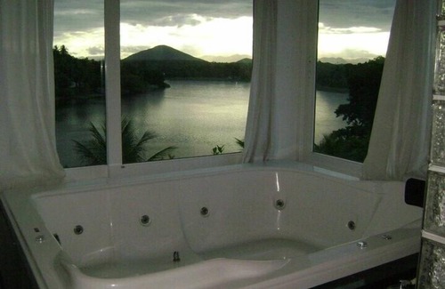 Belo Horizonte Casa | Casa de playa de lujo, frente a la laguna y con vistas al mar.