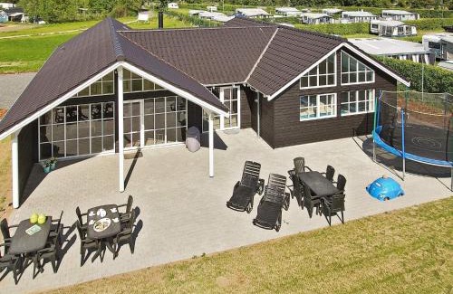 Saksild Strand Casa | Luxury Beach House with Pool