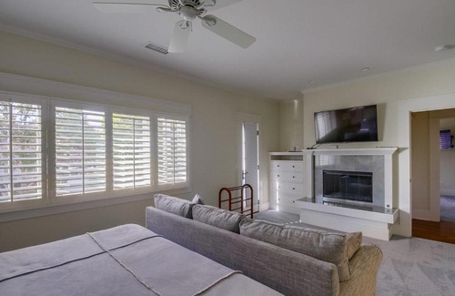 Coronado Casa | Luxury Beach Nona's House