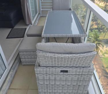 Uswetakeiyawa Apartamento | Luxury Beachfront Apartment - Your Perfect Getaway