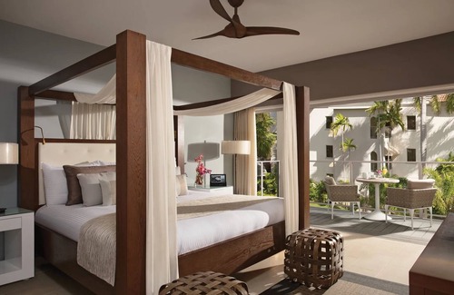 Montego Bay Complejo | Luxury Beachfront All Inclusive Resort Jamaica Tropical View With Tub
