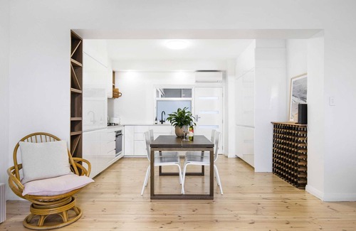 Henley Beach Apartamento | Luxury Beachfront Retreat | Henley Beach Esplanade