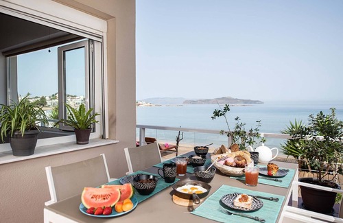 Agii Apostoli Villa | Luxury Beachfront Crete Villa | Villa Island Princess | 3 Bedrooms | Direct Access to Glaros Beach | 2 Heated Jacuzzis | Outdoor Lounge & Dining Area | Agioi Apostoloi