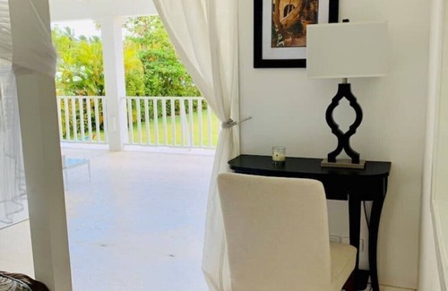 Pupukea Casa | Luxury Beachfront Estate