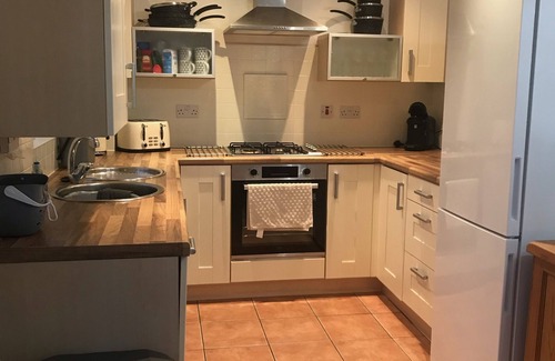 Port Talbot Casa | Luxury beachfront pet friendly 3 bed townhouse