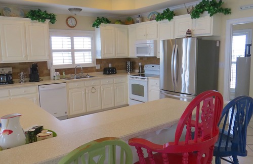Morgantown Casa | Fechas DISPONIBLES en octubre - diciembre: casa de lujo frente al mar con terraza grande
