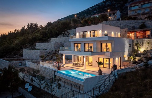 Viganj Villa | Luxury beachfront Villa Maris