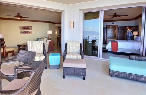 Lahaina Complejo | Luxury Beachfront Kaanapali Residence Club + Premium Amenities, 3-Bedroom Villa