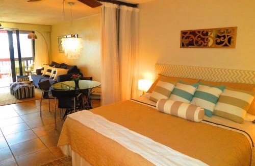 Red Hook Apartamento | Luxury Beachfront King Suite on Sapphire Beach II