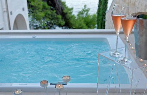 Selca Villa | Luxury Beachfront Villa Silvery Moon with private pool, jacuzzi, sauna and gym on Brac island - Sumartin