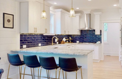 Bald Head Island Casa | Luxury BHI Retreat | Golf Views | 3 King Suites | BHI + Shoals Clubs | Dog Friendly | Kayaks