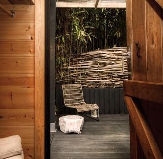 Billingshurst Casa | Luxury Boltholes cabin in the woods with hot tub