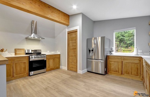 Alyeska Casa | Luxury brand new 4 Bed 5 Bath modern comtempary home