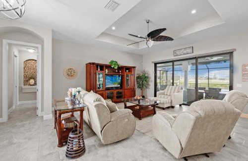 Burnt Store Villa | Luxury breathtaking Villa with direct Gulf access & Heated Pool, Villa Manatee Sight