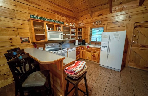 Bismarck Cabina | Luxury cabin getaway on a 40 acre retreat